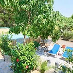 Filerimos Gardens = The Perfect Retreat